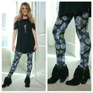 Infinity Raine Floral Print Super Soft Leggings One Size Fits Most